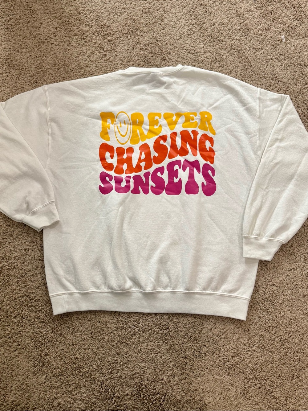 Gildan White Heavy Blend Crewneck Sweatshirt with Black Tag